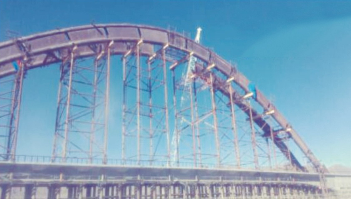 拉日鐵路年楚河特大橋